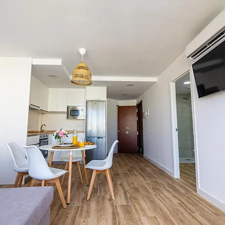 Sunstay Seaside Flat I Puerto Marina