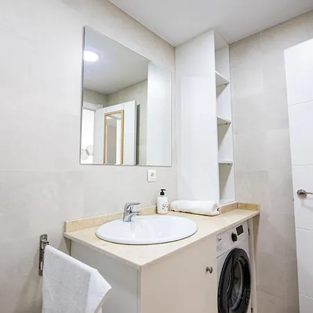 Sunstay Seaside Flat I Puerto Marina Lägenhet *