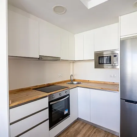 Sunstay Seaside Flat I Puerto Marina Apartmán