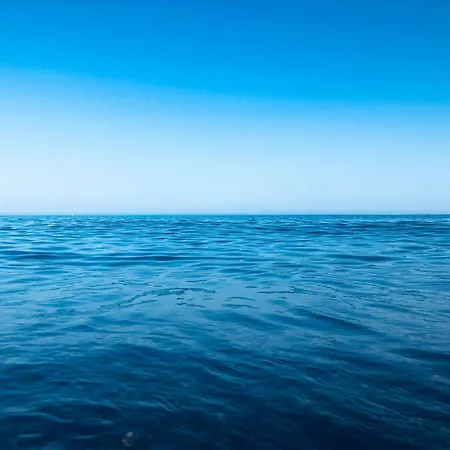 Sunstay Seaside Flat I Puerto Marina *