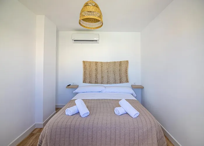 شقة Sunstay Seaside Flat I Puerto Marina بينالماذينا