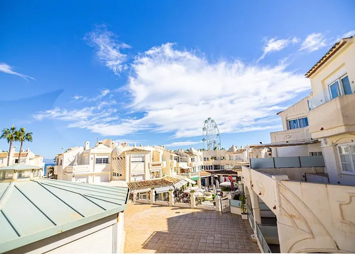 Sunstay Seaside Flat I Puerto Marina بينالماذينا