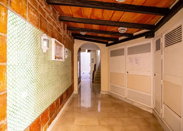 شقة Sunstay Seaside Flat I Puerto Marina بينالماذينا