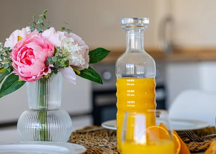 شقة Sunstay Seaside Flat I Puerto Marina بينالماذينا