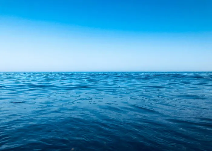 Sunstay Seaside Flat I Puerto Marina *